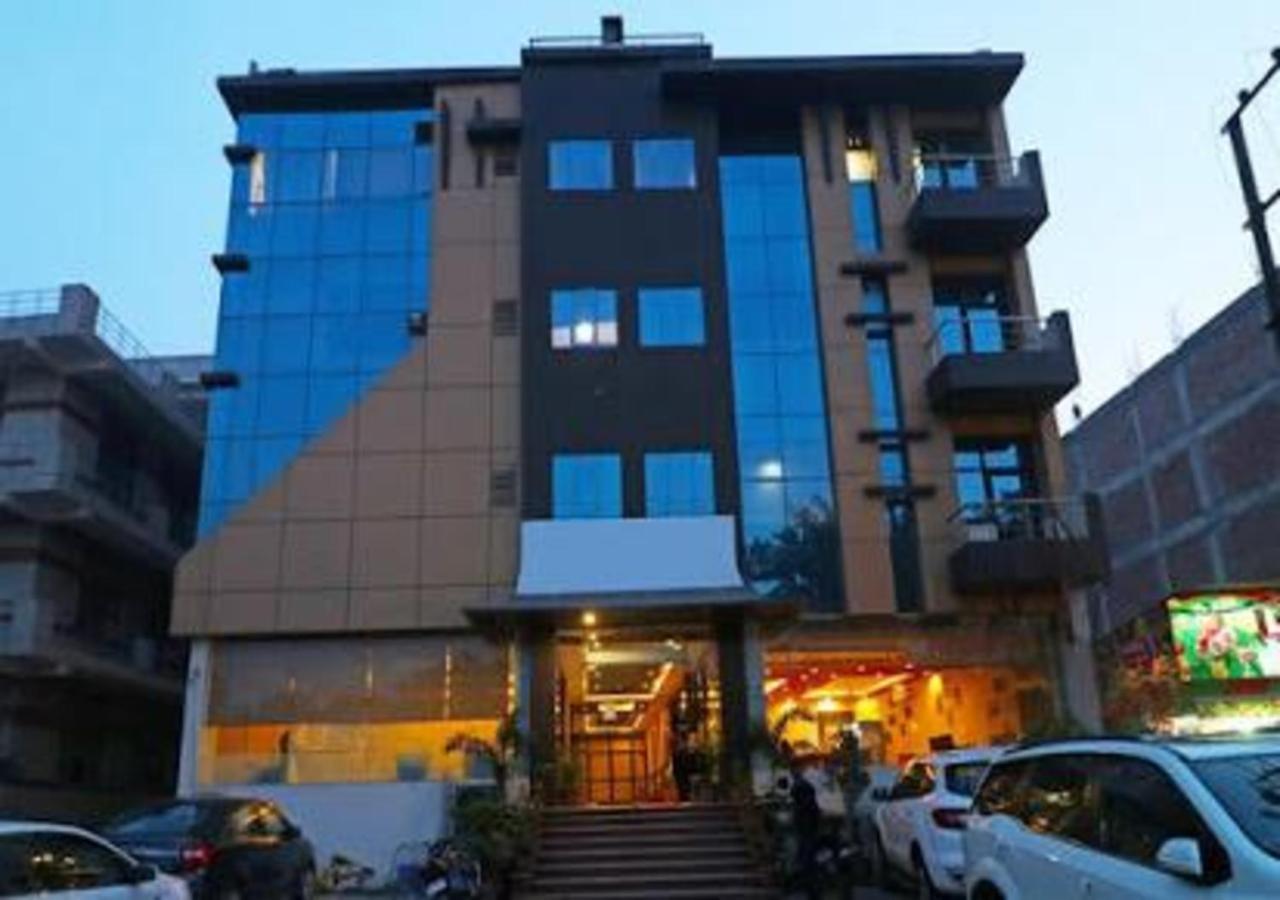 Hotel Loto - Sector 66 Noida Exterior photo